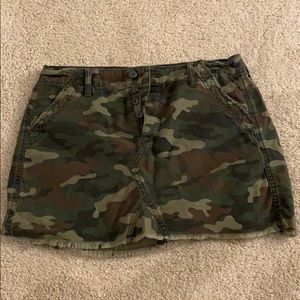 Camo skirt
